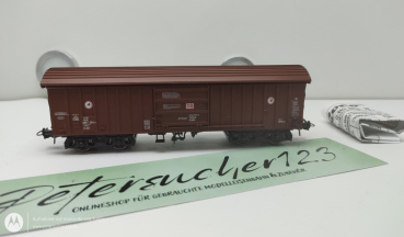 ROCO N DC 46954  4-Achser Gedeckter Güterwagen Braun / DB / OVP