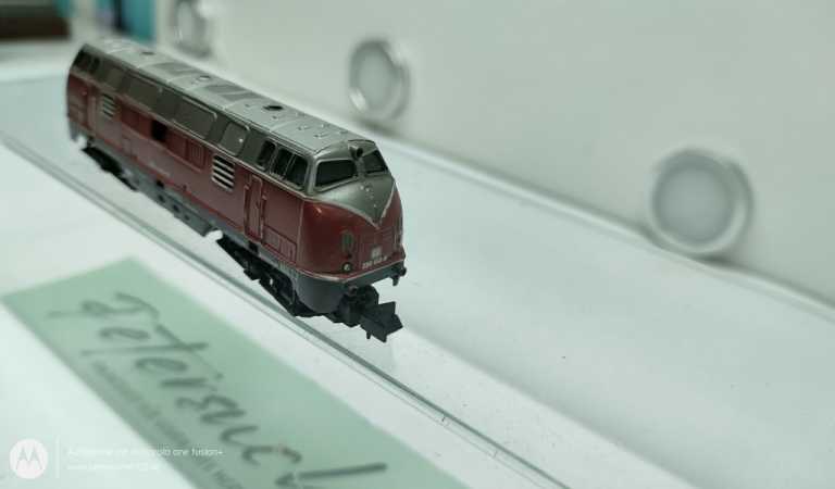 Arnold N DC 0202 / V220 103-6 Diesellok / Rot / DB / Analog / EVP