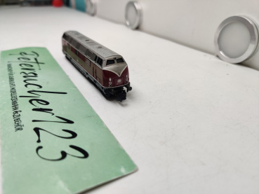 Arnold N DC 2023 / BR221 151-0 Diesellok / DB / Rot / Analog