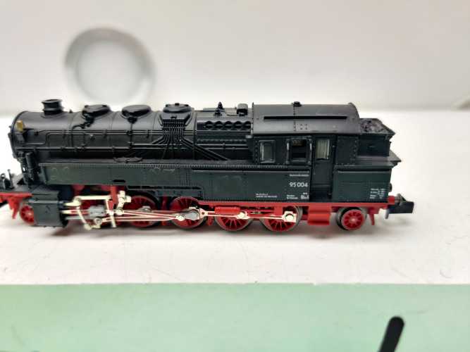 Arnold N DC 2280 / BR95 004 schweren Güterzug-Tenderlokomotive / DR / Umbau DCC