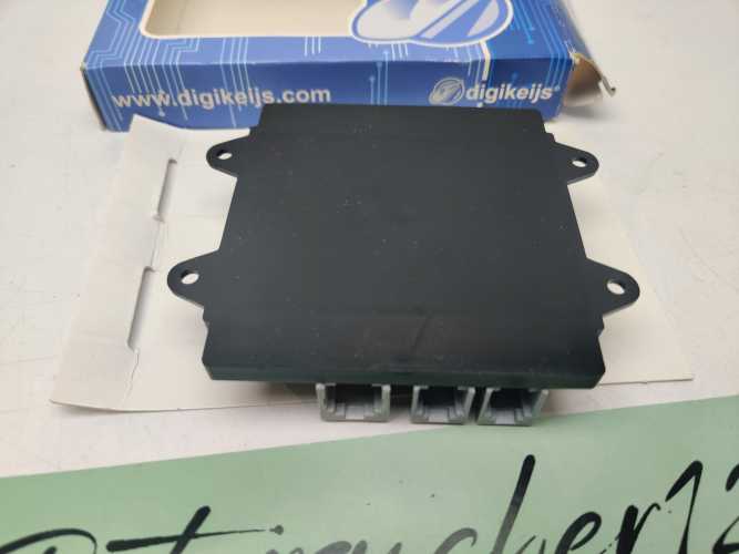 DIGIKEIJS  DR4088RB  digitales 16-fach Rückmeldemodul / OVP