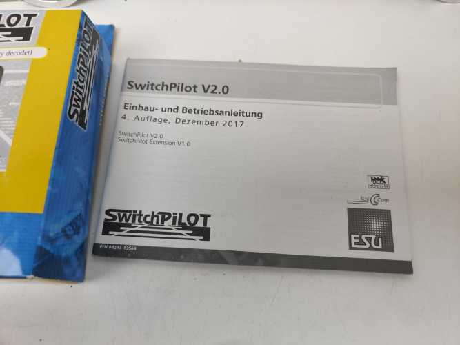 Esu 51820 SwitchPilot V2.0 / Multiprotokoll-Schalt- und Magnetartikeldecoder / OVP