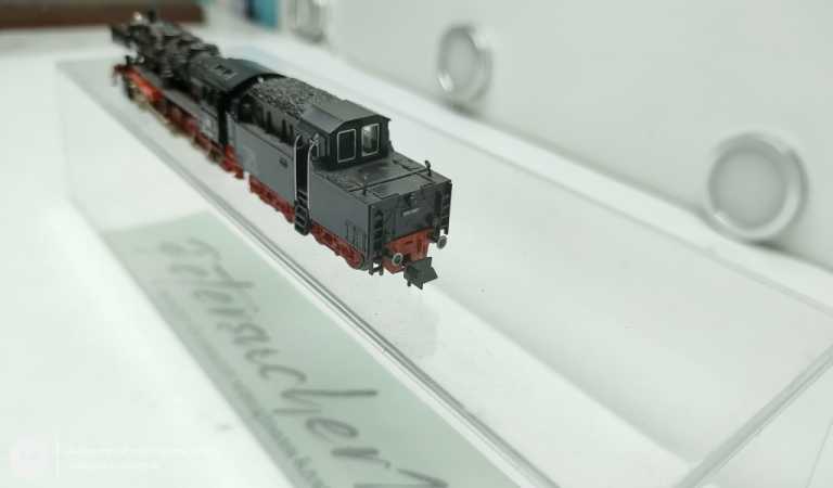 Fleischmann N DC 7175 / Güterzug-Dampflokomotive / BR050 /DB / Defekt / OVP