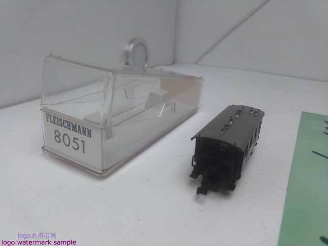 Fleischmann DC N 8051 / 2-achsiger Lokalbahn-Personenwagen / 3. Kl. / (Bauart Ci Pr86 / Citr) / DRG / OVP