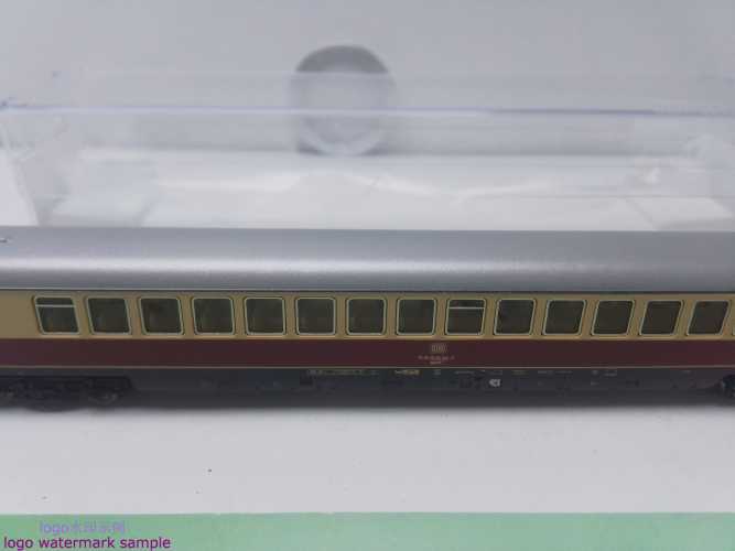 Fleischmann DC N 816801 / 1. Klasse Schnellzug-Großraumwagen (Bauart Apmz 121 bzw. Apmz¹²¹) / 1.Kl. / OVP