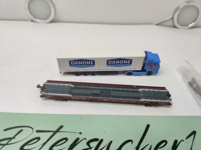 Fleischmann N DC 8279 Rollende Landstraße / LKW DANONE / DB
