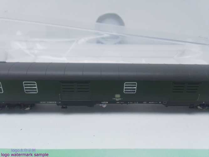 Fleischmann DC N 864001 / 4-achsiger Schnellzug-Gepäckwagen (Bauart D4üm / Dm 902) / DB / OVP