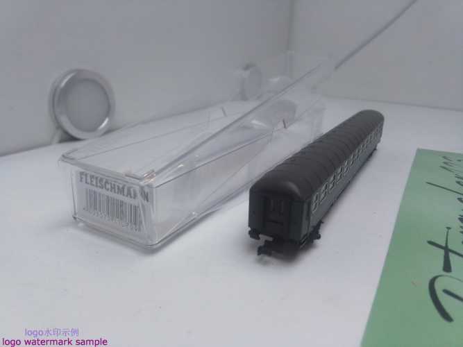Fleischmann DC N 864301 K / 4-achsiger Schnellzugwagen  (Bauart Büm 234 / B4üm) / 2.Kl. / DB / OVP