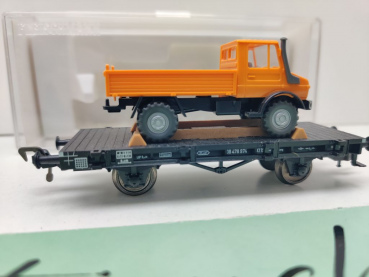 Fleischmann H0 DC 5218 Flachwagen "Unimog" Xf19 / NEM / DB / OVP