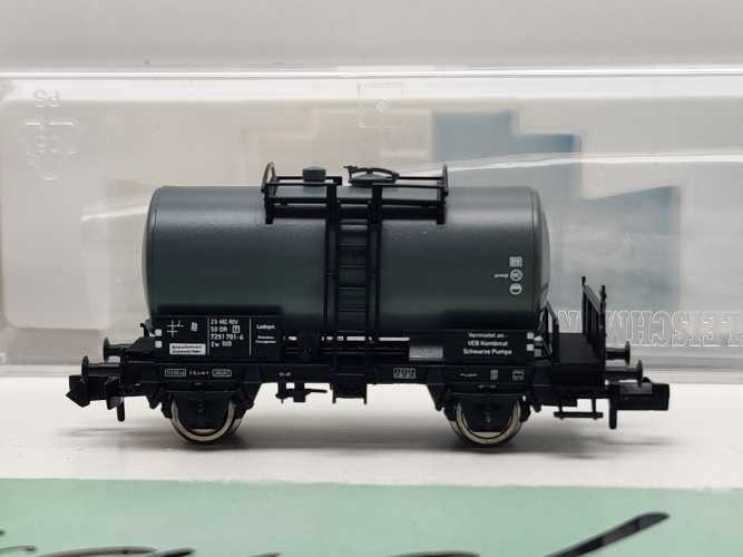 Fleischmann N DC 841601-01 Kesselwagen aus Set / NEM / DR / EVP