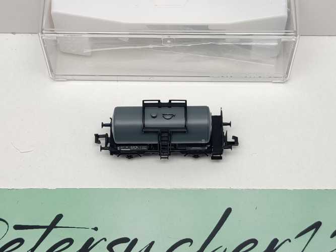 Fleischmann N DC 841601-01 Kesselwagen aus Set / NEM / DR / EVP