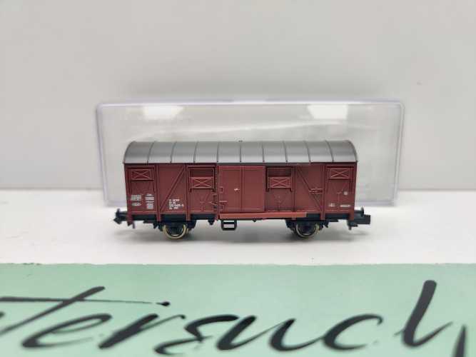 Fleischmann N DC 931405-02 gedeckter Güterwagen Gs / NEM / DR / EVP