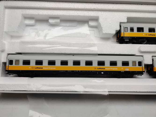 Märklin / AC / H0 / 26671 „Lufthansa Airport Express“/ DB AG/ Mfx / Sound / OVP
