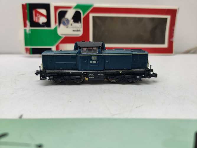 Lima N DC 220220 / Diesellokomotive / BR211 / ehemals V 100 / DB / Defekt / OVP