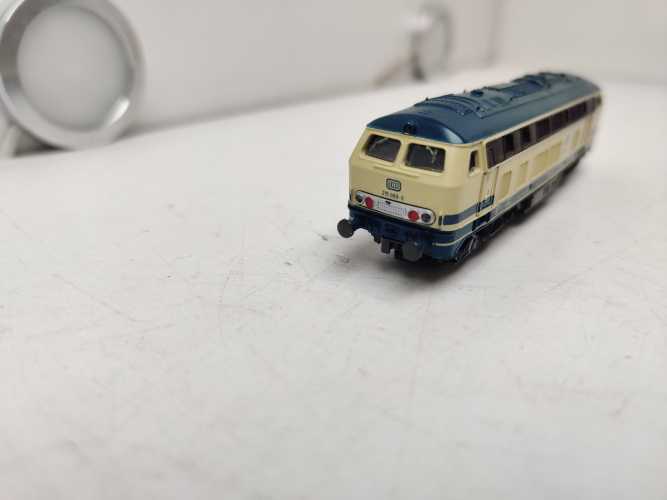 Roco N DC BR215 069-6  Dieselok / DB Analog / Defekt