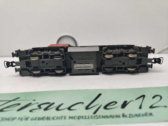 PIKO H0 DC Diesellok / Analog / Gehäuse bemalt