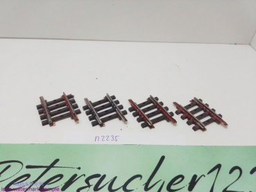Märklin H0 AC 2235 4x gebogenes K-Gleis / R 424,6 / 3° 45'= 1/8 / Kleber, Farbe