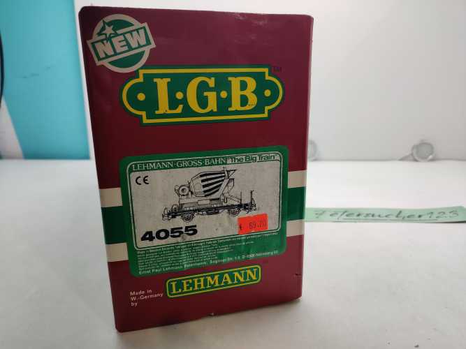LGB Spur G 4055 / Niederbordwagen mit einem Betonmischer bzw. Zementmischer als Ladegut / OVP