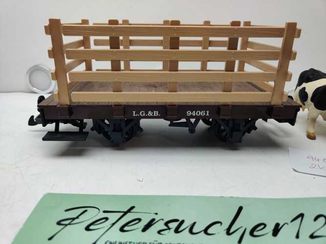 LBG Spur G / 94061 / 2-achsiger Güterwagen / Viehtransport mit 2 Kühen