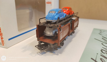 Märklin H0 AC 4613 Autotransportwagen / 4 Käfer / DB / OVP weiß