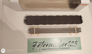 Märklin H0 AC 47046 Rungenwagen mit Bauteilen Krananlage / K / DB / OVP weiß
