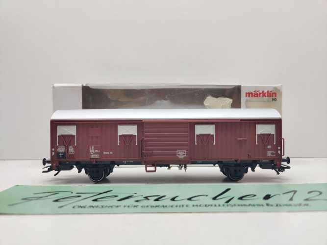 Märklin H0 47329 / zweiachsiger gedeckter Güterwagen der Bauart Gbs 254 / DB
