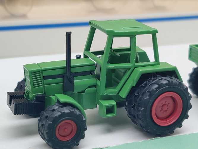Märklin H0 1892 3 Fendt Modelle: Schlepper - Traktor m Schaufel - Geräteträger / OVP