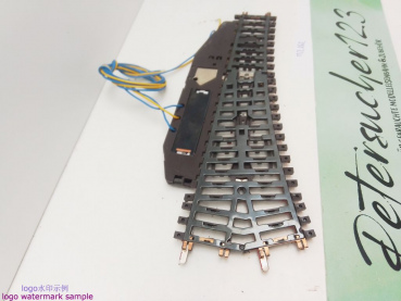 Märklin H0 AC 2261 elektr. K-Gleis Weiche / rechts / 168,9 mm / 22° 30 / Farbe, Kleber