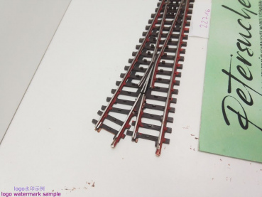 Märklin H0 AC 22716 K-Gleis schlanke Weiche Rechts / 225 mm / 14° 26' / Farbe Kleber