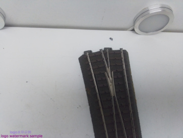 Märklin H0 24711 Schlanke Weiche links C-Gleis  Länge 236,1mm R=1146,6mm 12,1° / Anlagenrückbau