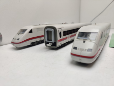 MÄRKLIN H0 AC 29785 / BR402 ICE 3-Teilig / DB / Delta Digital