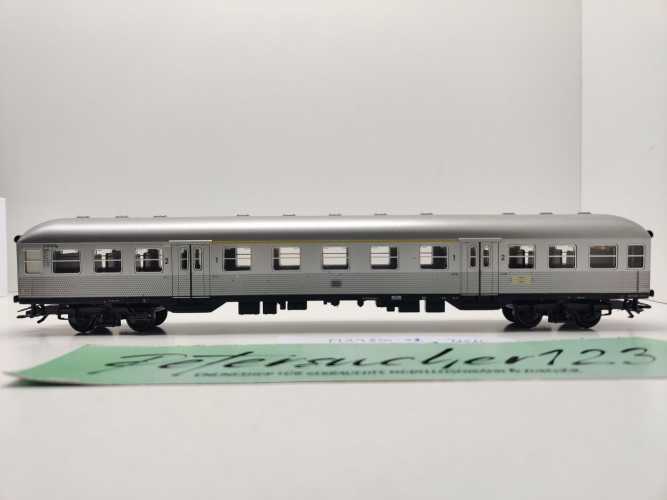 Märklin H0 AC 29820-02 Nahverkehrswagen 1.-2.Kl AB4nb / NEM / DB