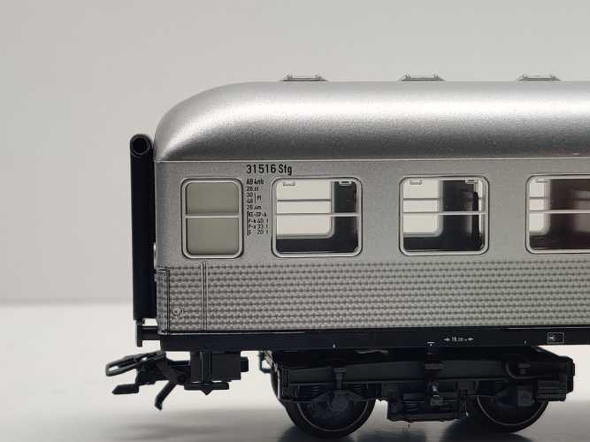 Märklin H0 AC 29820-02 Nahverkehrswagen 1.-2.Kl AB4nb / NEM / DB