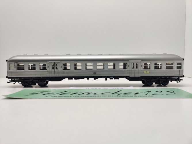 Märklin H0 AC 29820-03 Nahverkehrswagen 2.Kl. B4nb aus Set / NEM / DB