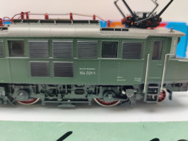 Märklin H0 AC 3049/ BR104 021-1 Elektrolok / DB / Analog / Grün / OVP