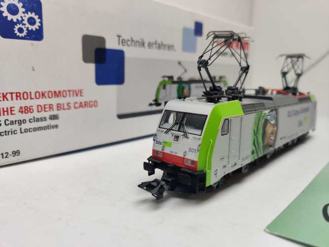 MÄRKLIN H0 AC 36624 / Elektrolokomotive / Re 486 / BLS AG (Unternehmensbereich Cargo) / Mfx / Sound / OVP