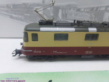 Märklin H0 AC 37300-01 / Re 421 Elektrolokomotive / Mfx / Sound / OVP