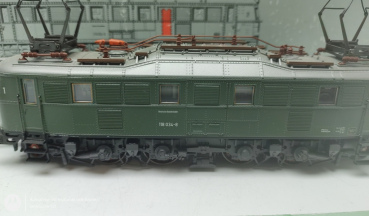 Märklin H0 AC 3767  Elektrische Lokomotive BR 118 / DB / Delta - Digital / OVP