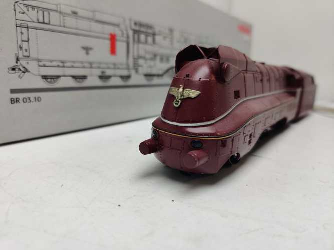 Märklin H0 DC 37911/ Stromlinien-Schnellzuglokomotive mit Schlepptender / Delta-Digital / OVP
