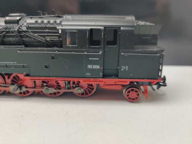Märklin / AC / H0 / 39095 Güterzug-Tenderdampflokomotive / BR95.0 / die ehemalige preußische T 20 / Mfx / Sound / OVP
