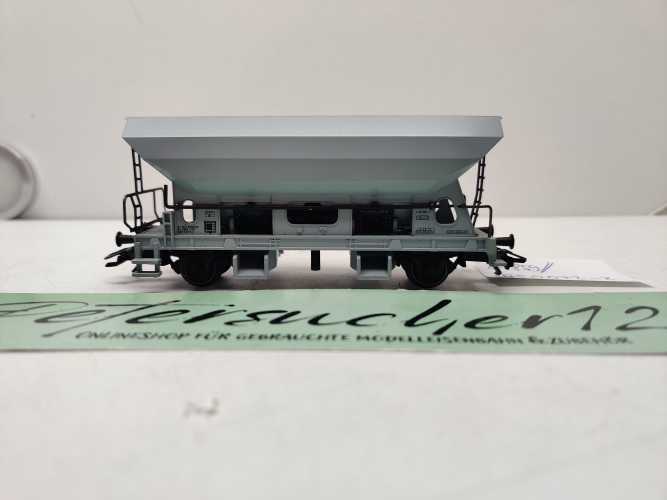 Märklin H0 AC 645 0 073-2 / zweiachsigen Drehschieber-Seitenentladewagen / Bauart Fcs / SBB / CFF / FFS