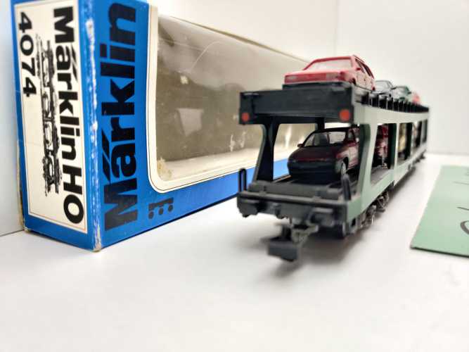 Märklin H0 AC 4074 Autotransportwagen DDm915 / 8 Fahrzeuge / DB / OVP blau