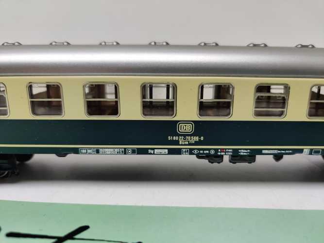 Märklin H0 AC 4198 / Reisezugwagen Büm 234 / DB / Blech