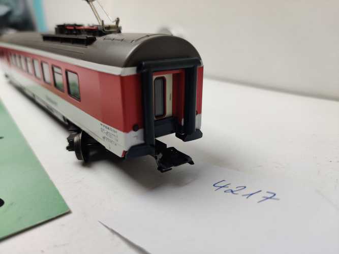 Märklin H0 AC 4217 /  D-Zug-Speisewagen der Schweizerischen Bundesbahnen (SBB CFF FFS) / NEM