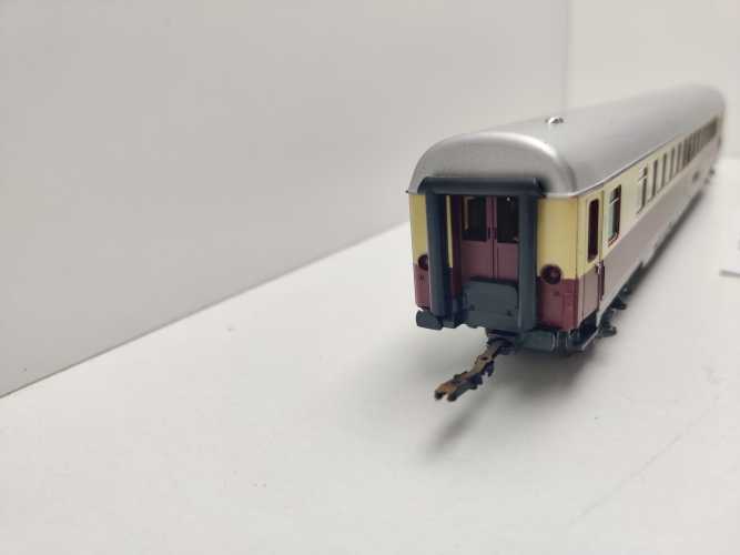 Märklin H0 AC 42991-2 TEE Großraumwagen "Helvetia" 1.Kl Apüm121 / Licht / NEM / DB