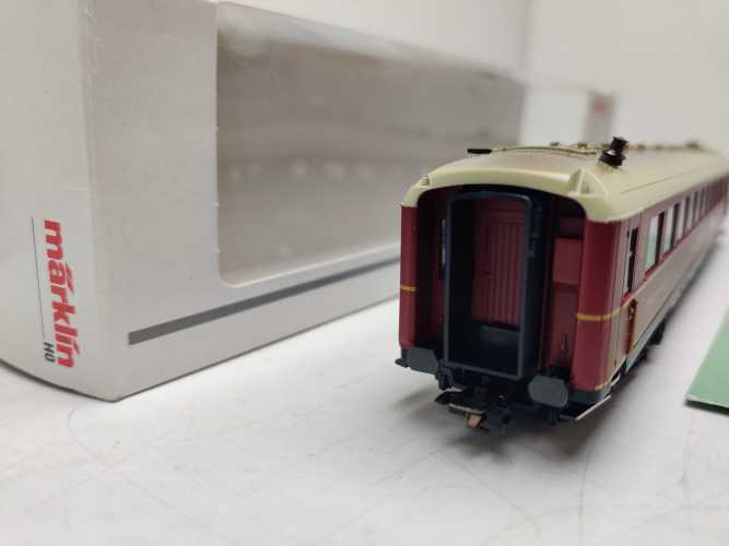 Märklin H0 AC 43241 Mitropa-Speisewagen (Bauart WR4ü) als Schürzenwagen  / NEM / OVP