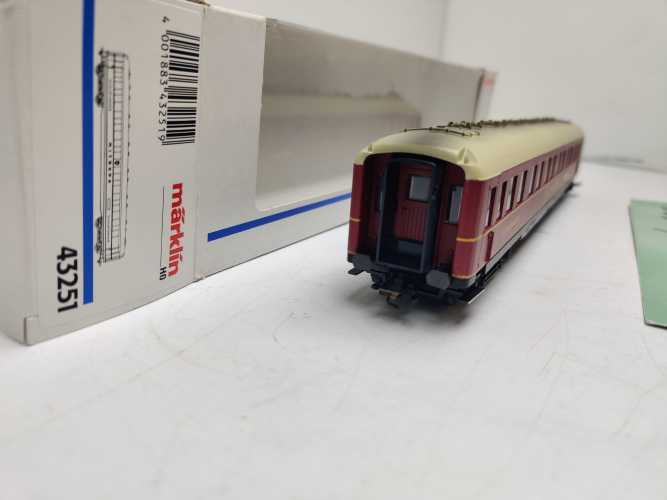 Märklin H0 AC 43251 Mitropa-Schlafwagen (Bauart WL4ü) / NEM / OVP