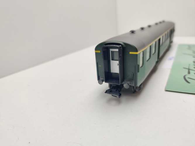 Märklin H0 AC 43360 Leichtstrahlwagen 1.Kl A / NEM / SBB