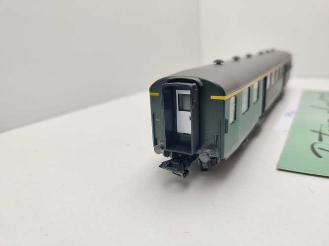 Märklin H0 AC 43360 Leichtstrahlwagen 1.Kl A / NEM / SBB
