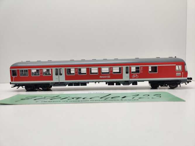 Märklin H0 AC 43831 Nahverkehrs-Steuerwagen Bnrdzf477 / Licht / NEM / DB